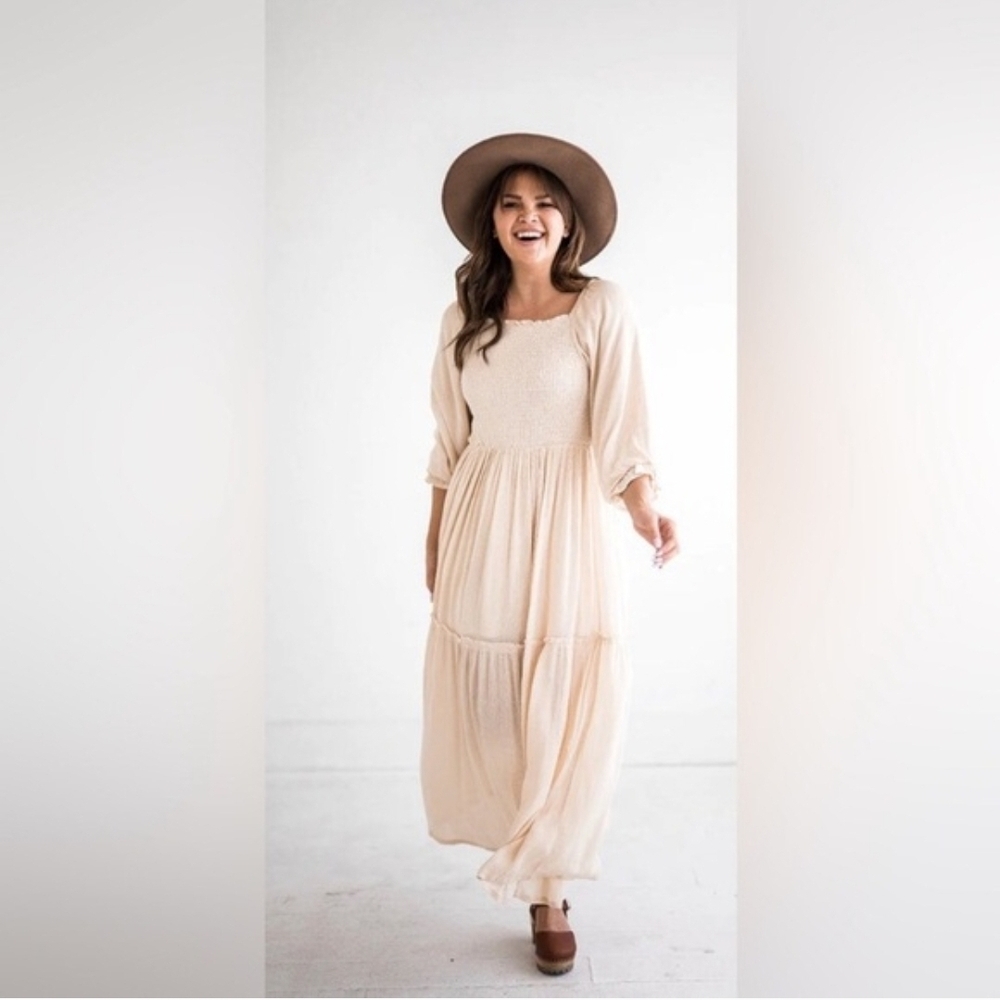 Elegant Cream Maxi Dress